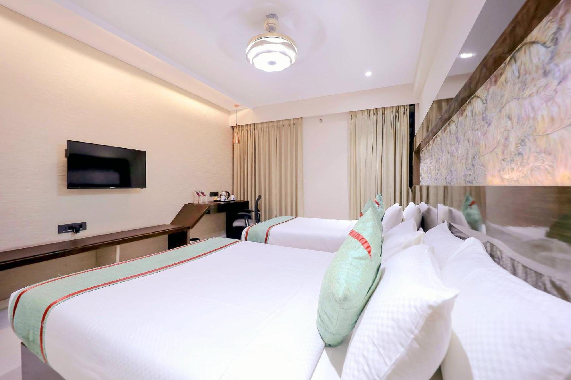 Hotel Ramida Plaza At Delhi Airport ニューデリー エクステリア 写真